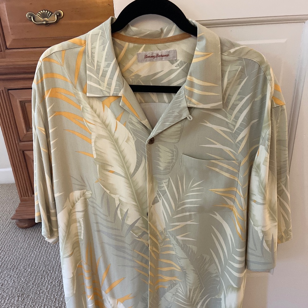 Hawaiian shirt